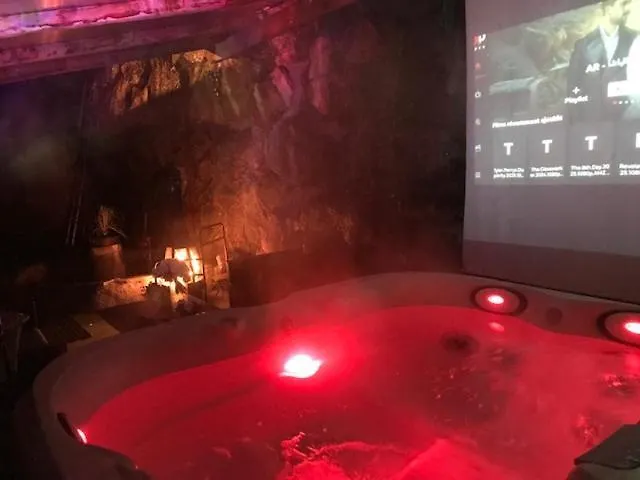 Appartamento Love Room Chalet Des Alpes Guillestre Francia